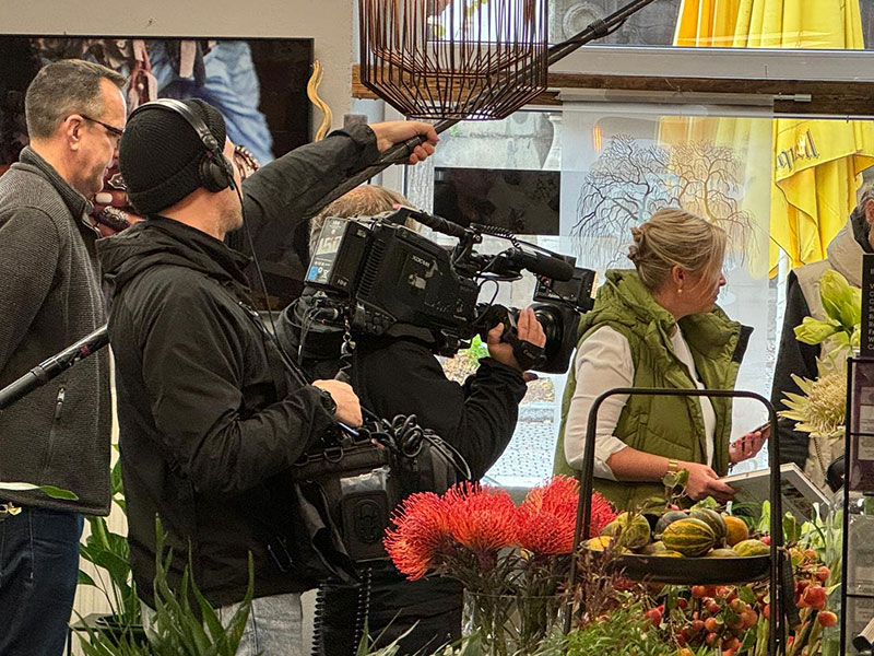 dekoqueen-guidos-vox-bei-blumen-kreativ-plauen